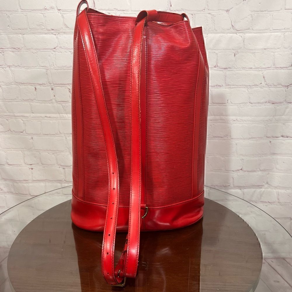 LOUIS VUITTON Epi Randonnee GM Castillan Red. Big Roomy Backpack. - Picture 4 of 17
